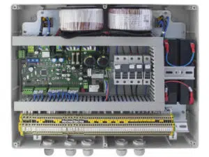 CENTRALE DI COMANDO PER QUATTRO DISSUASORI H 500