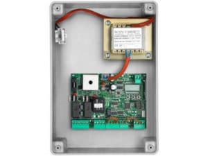 CENTRALE DI COMANDO PER MOTORI AD ANTE BATTENTE A 24 V A